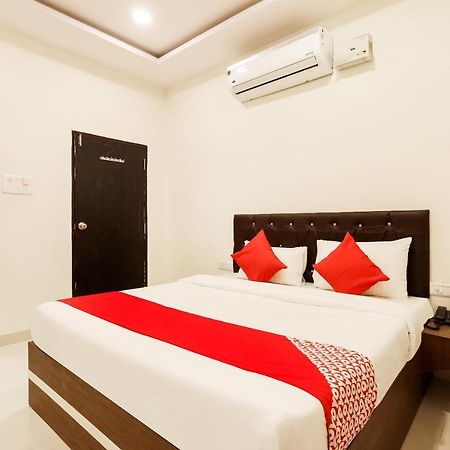 Oyo Flagship 30861 Hotel Velocity Vijay Nagar Indore Extérieur photo