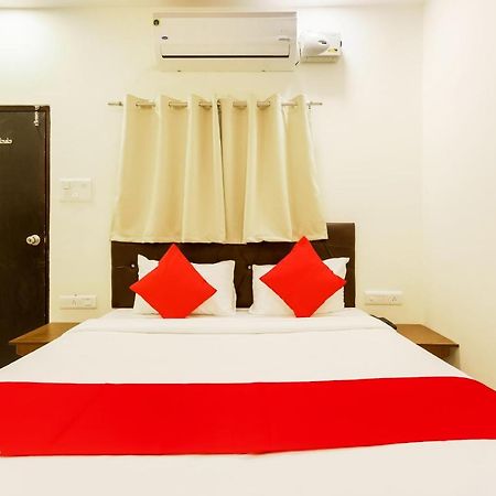 Oyo Flagship 30861 Hotel Velocity Vijay Nagar Indore Extérieur photo