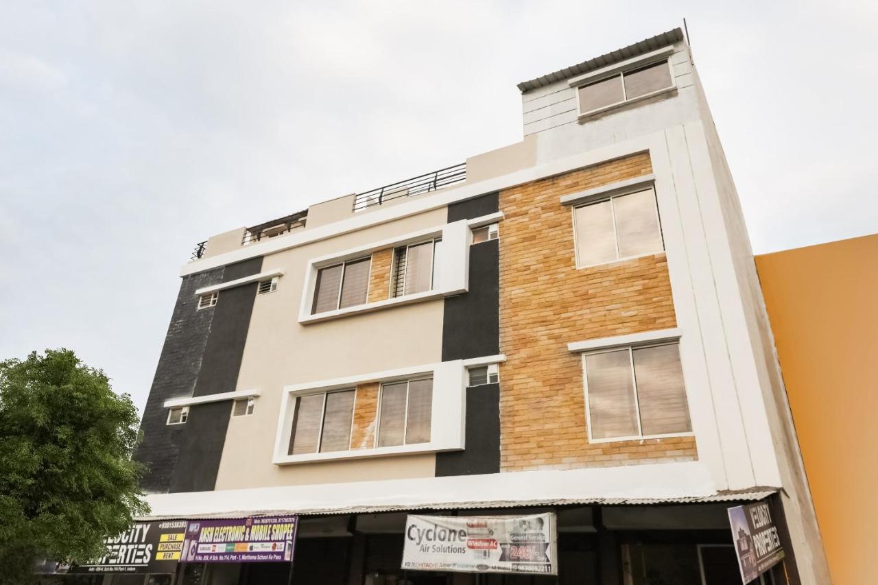 Oyo Flagship 30861 Hotel Velocity Vijay Nagar Indore Extérieur photo