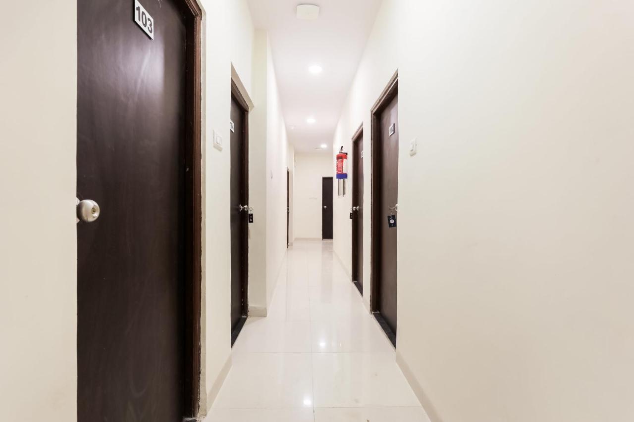 Oyo Flagship 30861 Hotel Velocity Vijay Nagar Indore Extérieur photo