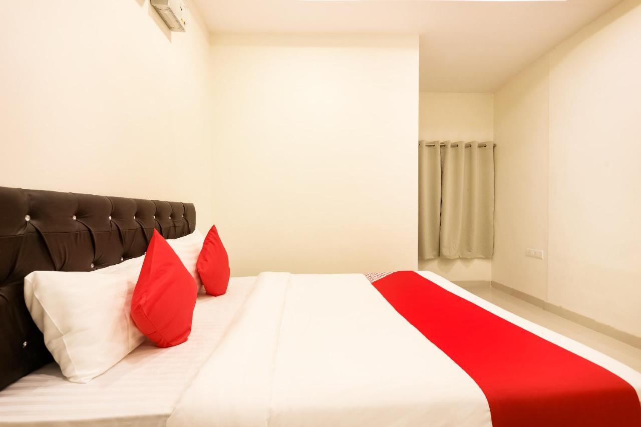 Oyo Flagship 30861 Hotel Velocity Vijay Nagar Indore Extérieur photo