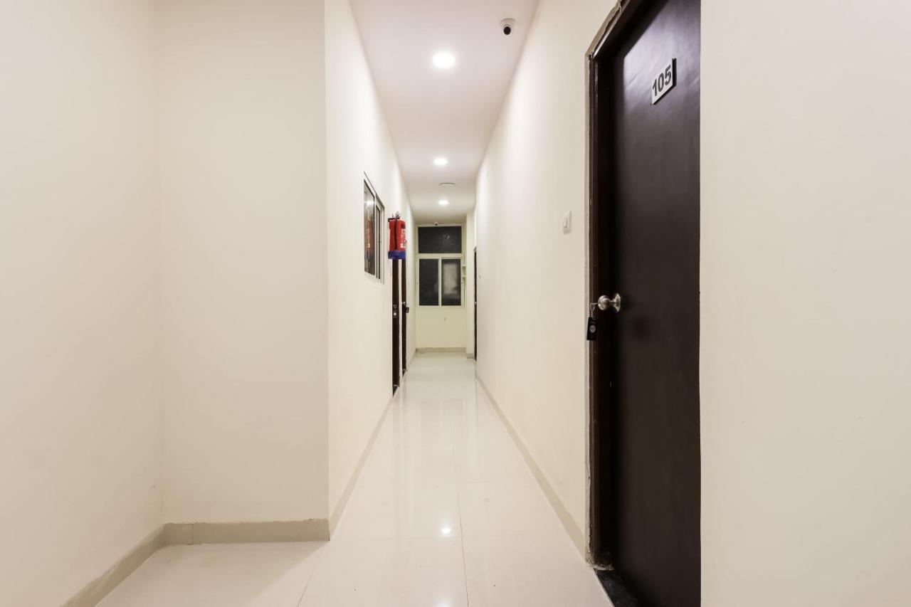 Oyo Flagship 30861 Hotel Velocity Vijay Nagar Indore Extérieur photo